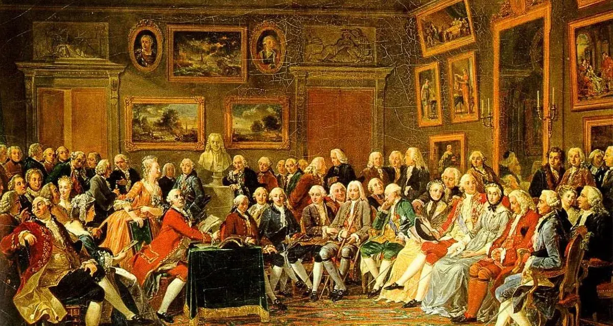 En samling män och kvinnor i 1700-talskläder diskuterar livligt i ett rum fyllt med konst. En scen som fångar andan av upplysningen litteratur och intellektuella samtal.