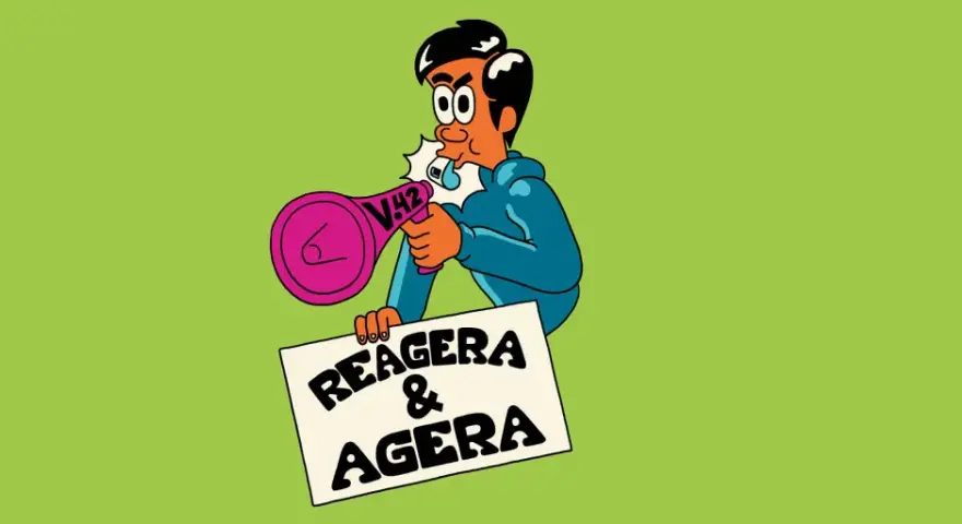 En person med megafon och en skylt med texten "Reagera & agera". En sann visselblåsare synonym som uppmanar till handling.